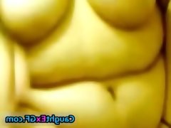 Bbw flaunts her jiggy big