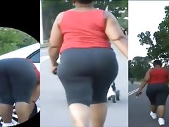 Mature gilf powerwalking