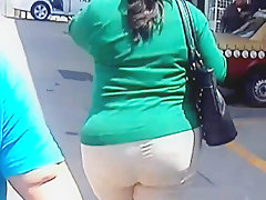 Gorda fea pero bien culona